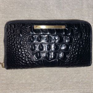 Brahmin Melbourne Suri wallet
